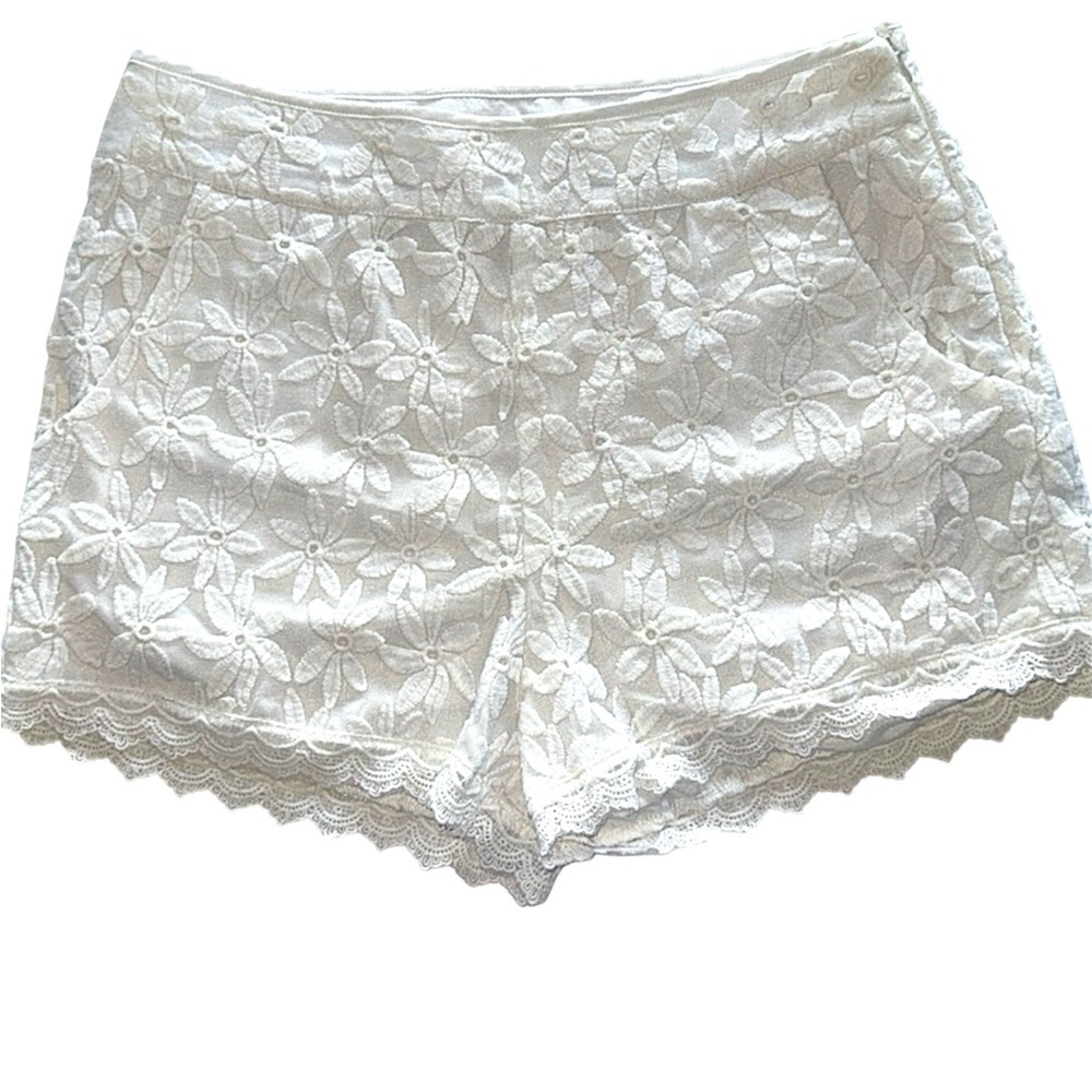 Monteau Coquette Floral Lace Shorts Ivory Embroidered Overlay Side Zip Sz L